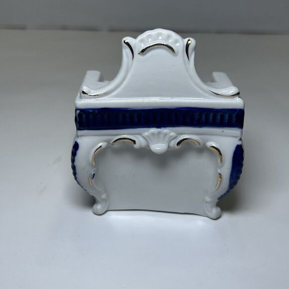 Vintage Victorian/Colonial Couple Playing Music Figurine White/Blue (3 Pc Set) - Picture 12 of 13